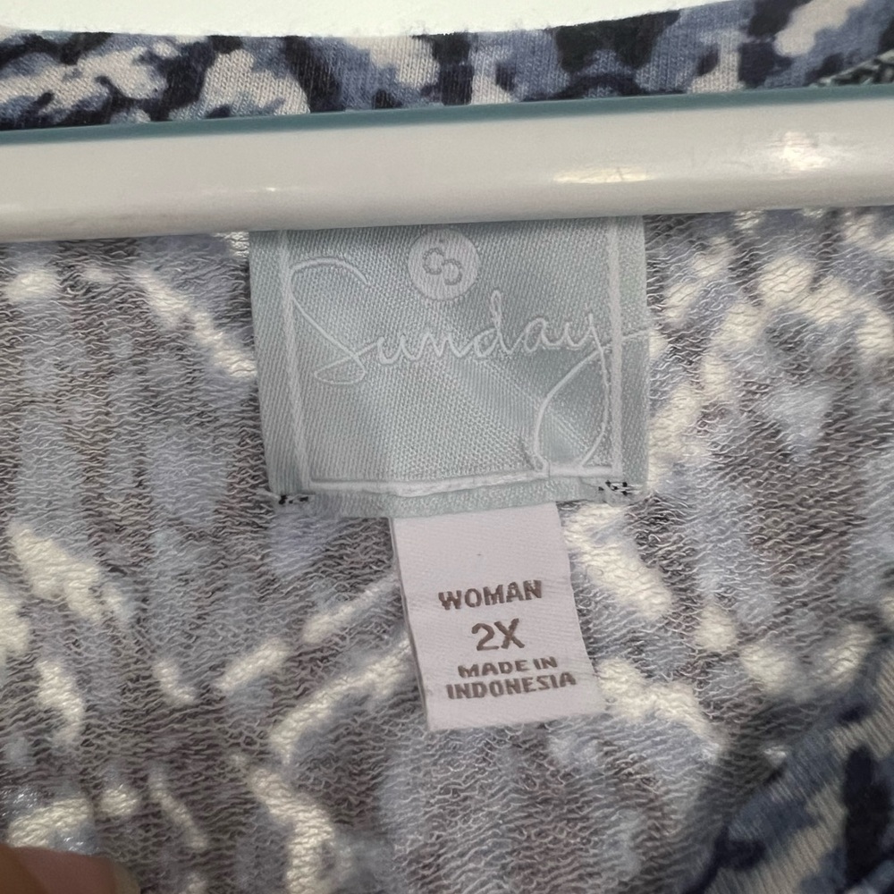 Sunday Shirt (size: 2X) - Picture 3 of 4